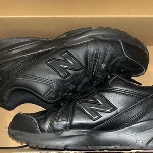 black 608 newbalances
